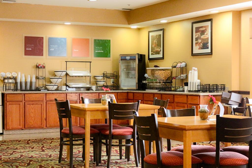 Frontier Hotel Хьюстон Экстерьер фото
